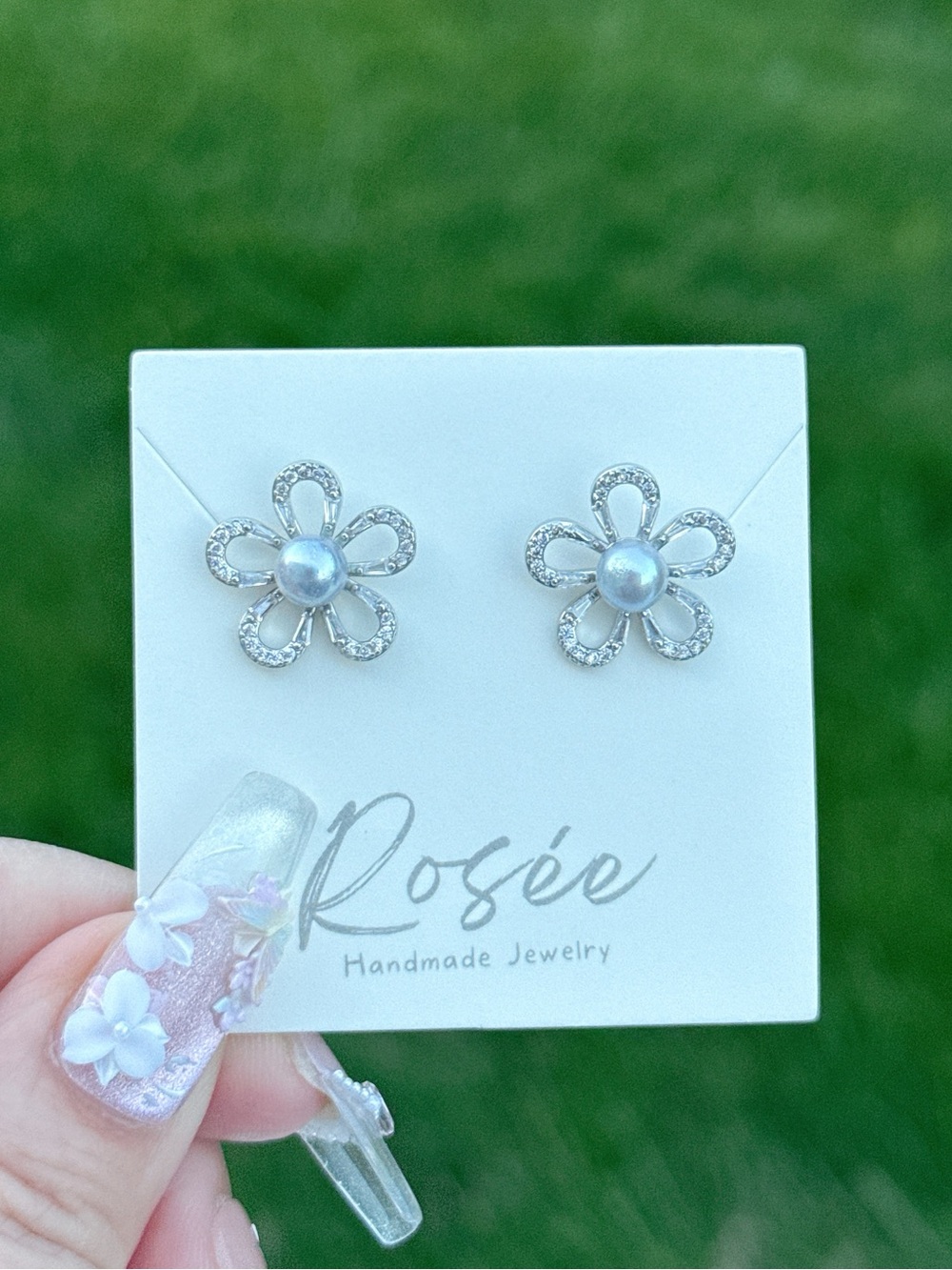 26E441 Handmade Freshwater Pearl Daisy Studs Earrings 4-5mm S925 Post